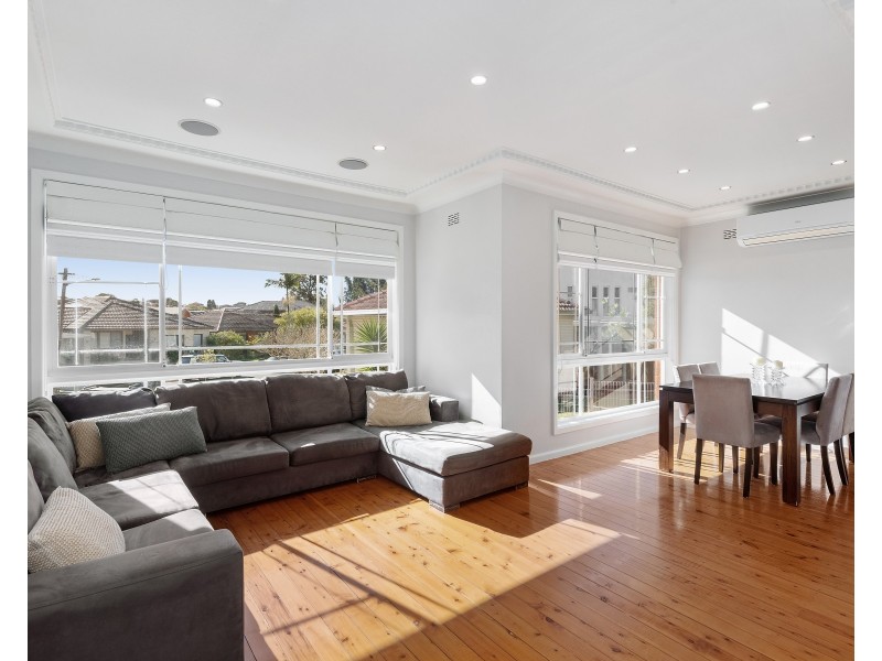 2 Beverley Crescent, Roselands NSW 2196