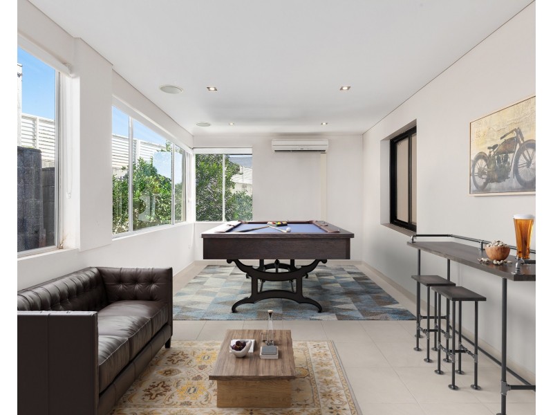 2 Beverley Crescent, Roselands NSW 2196