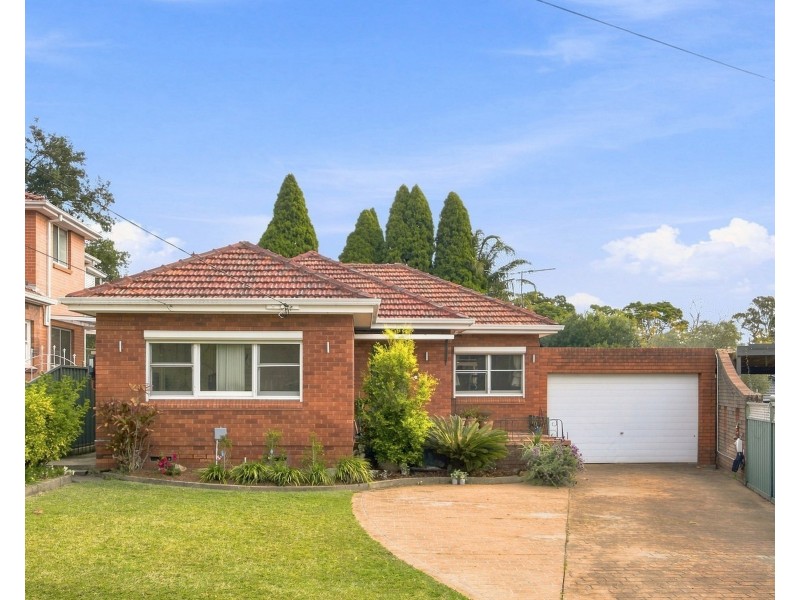18 Cooloongatta Road, Beverly Hills NSW 2209