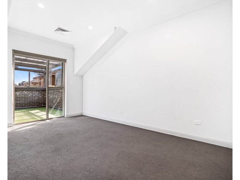 3/44 Christian Road, Punchbowl NSW 2196
