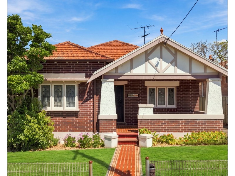 13 Vivian Street, Bexley NSW 2207