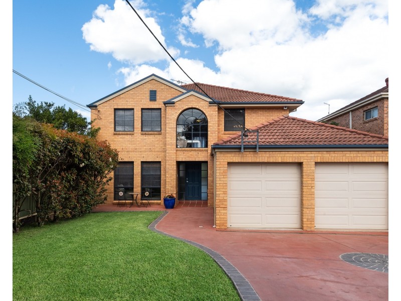2 Smee Avenue, Roselands NSW 2196