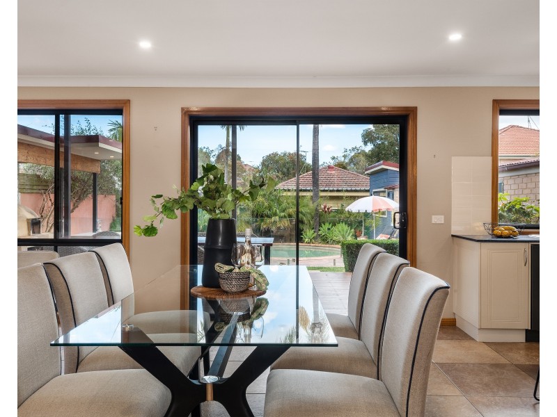 2 Smee Avenue, Roselands NSW 2196
