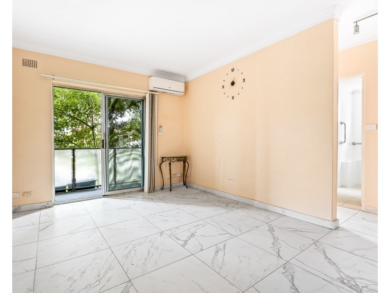 2/5 Phillip Street, Roselands NSW 2196