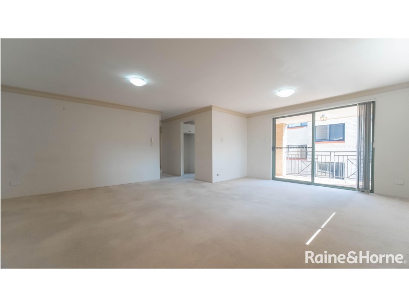 8/5-7 St Georges Parade, Hurstville NSW 2220