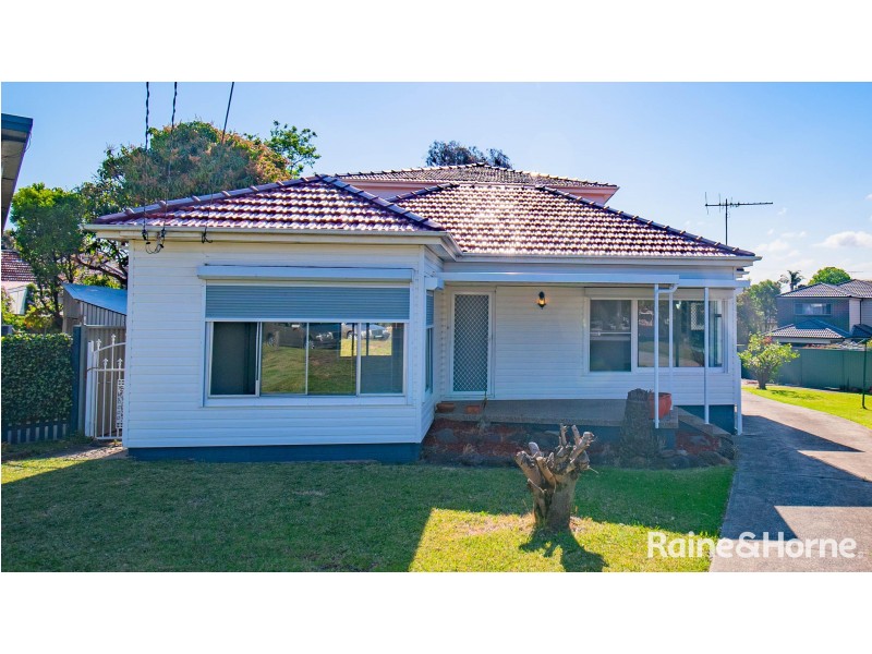 5 Thurbon Avenue, Peakhurst NSW 2210