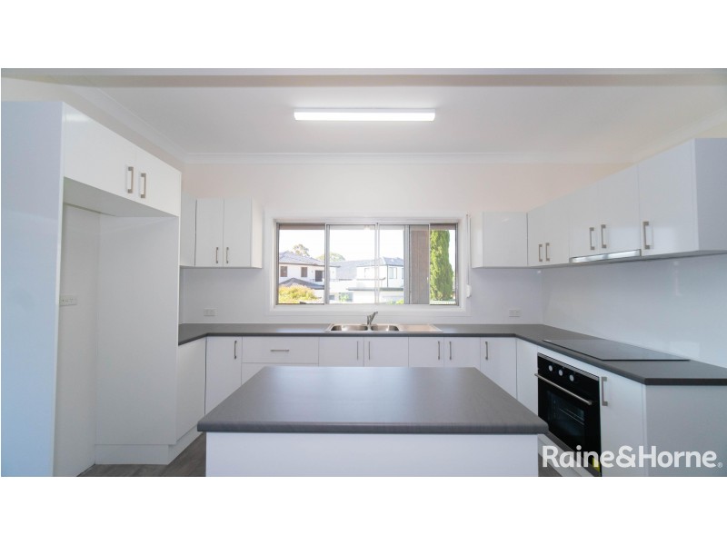 5 Thurbon Avenue, Peakhurst NSW 2210