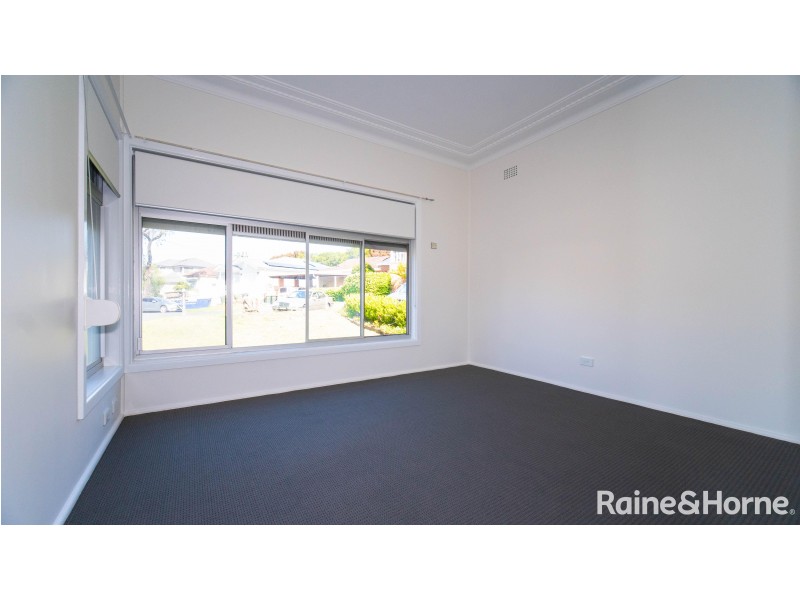 5 Thurbon Avenue, Peakhurst NSW 2210