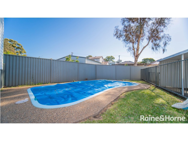 5 Thurbon Avenue, Peakhurst NSW 2210