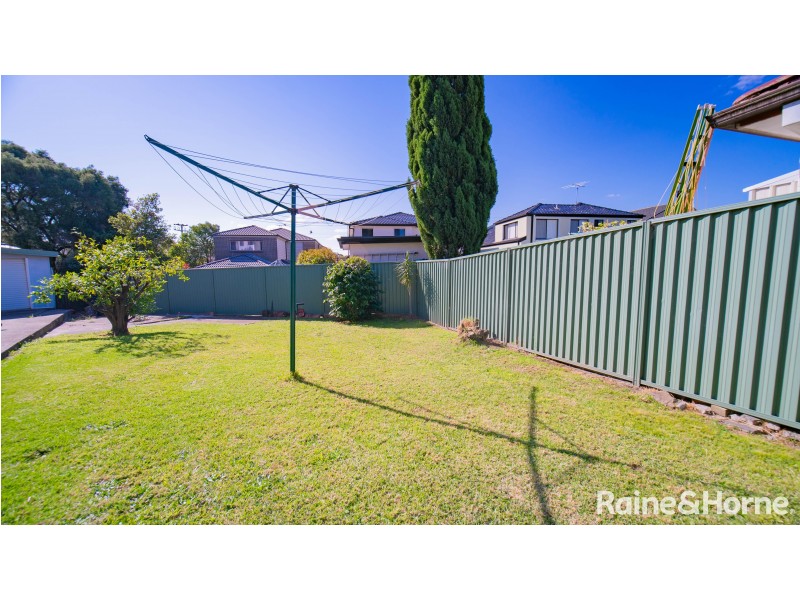 5 Thurbon Avenue, Peakhurst NSW 2210