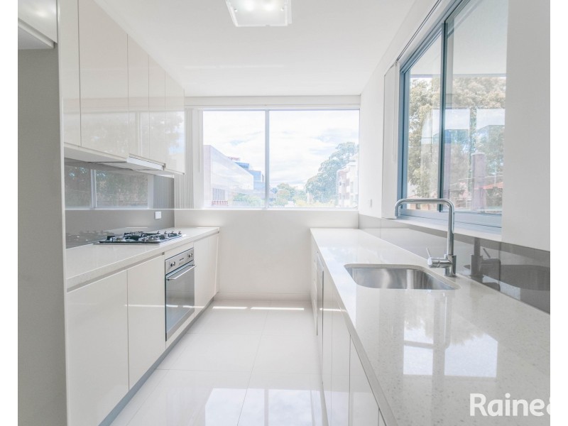 201/4-6 Kensington Street, Kogarah NSW 2217