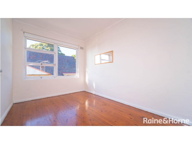 2/6 Derwent Street, South Hurstville NSW 2221