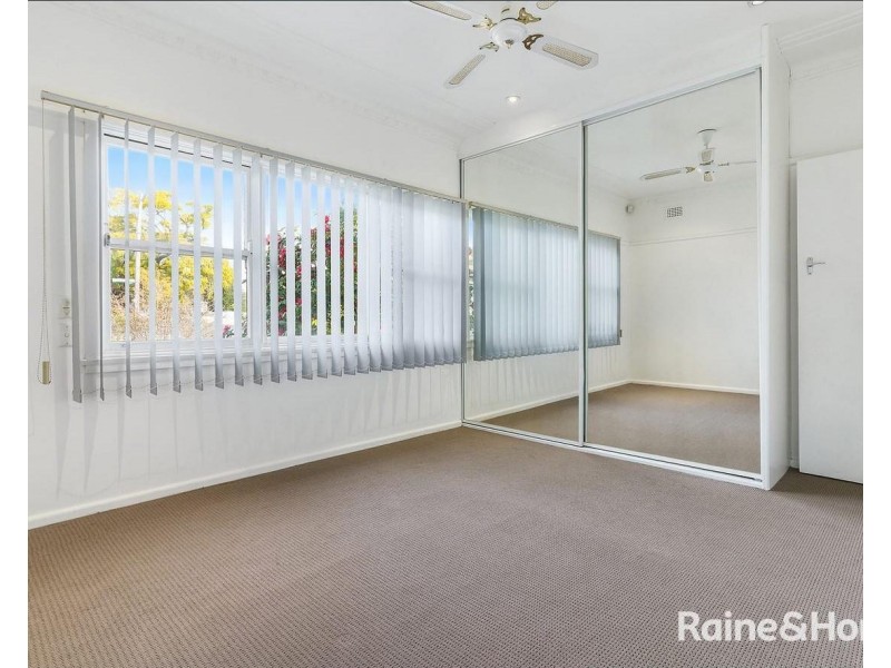 80 Henry Lawson Drive, Peakhurst NSW 2210