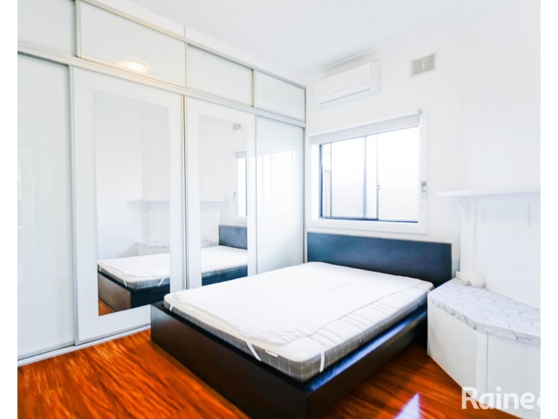 1/11 Moyarta Street, Hurstville NSW 2220