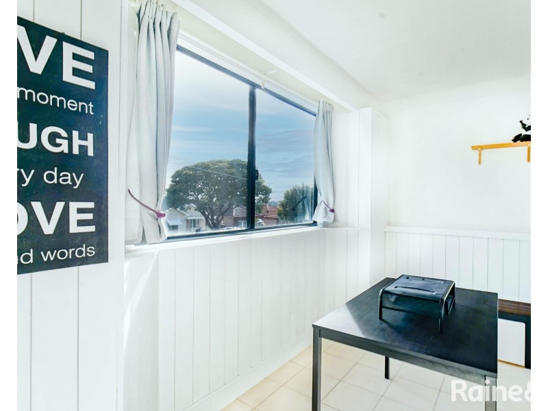 1/11 Moyarta Street, Hurstville NSW 2220