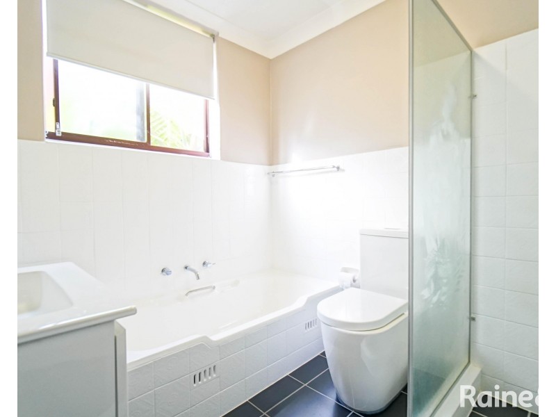 4/16 Jubilee Avenue, Carlton NSW 2218