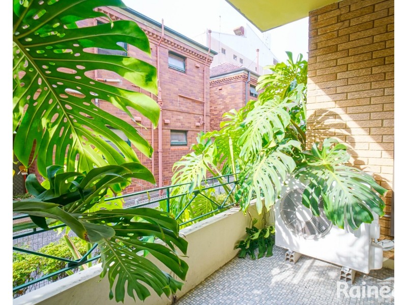 4/16 Jubilee Avenue, Carlton NSW 2218