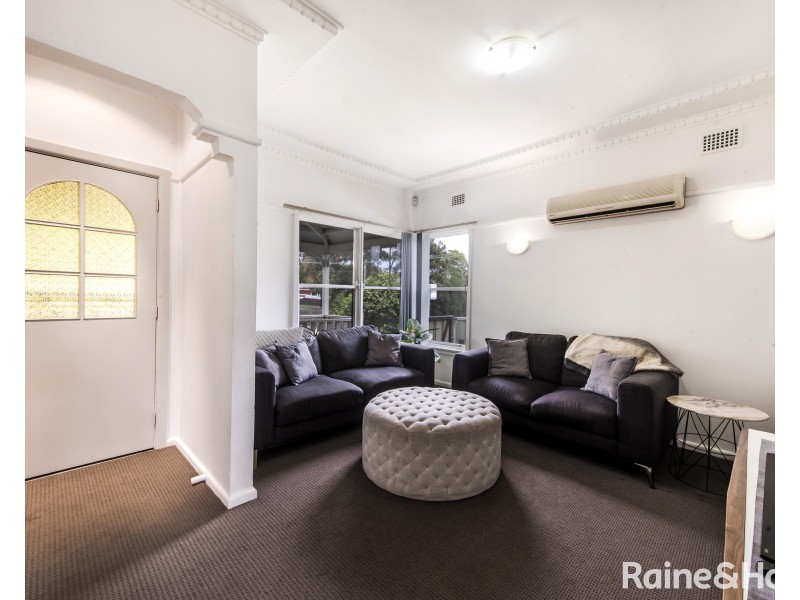 80 Henry Lawson Drive, Peakhurst NSW 2210