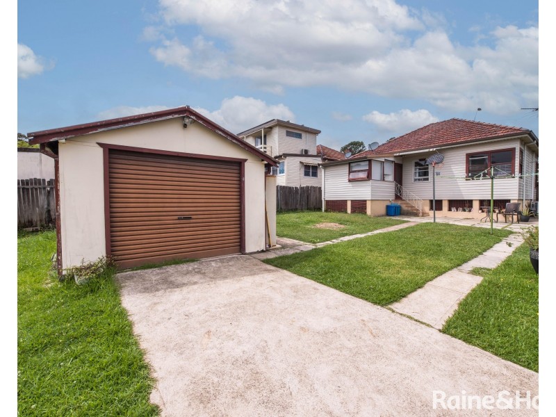 80 Henry Lawson Drive, Peakhurst NSW 2210