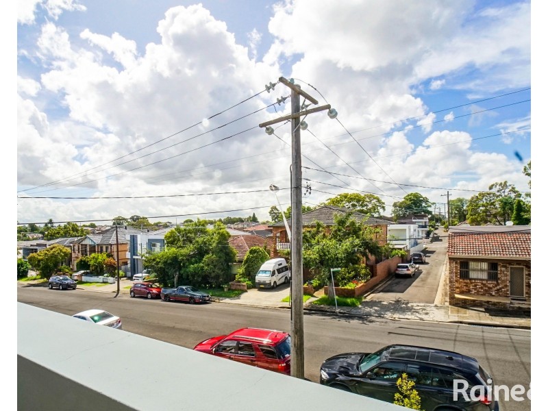 127 Gloucester Road, Hurstville NSW 2220