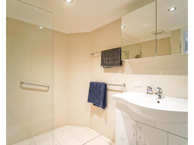 2/67-69 Queens Road, Hurstville NSW 2220