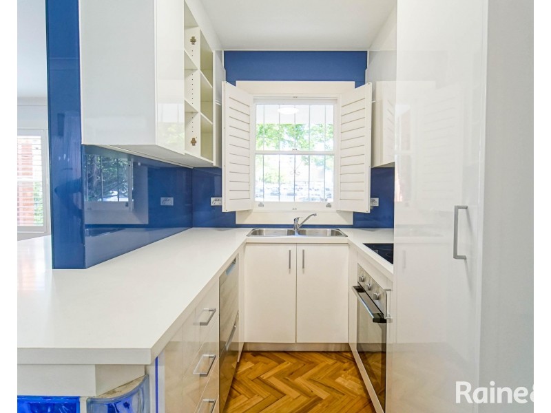 3/89 Queens Road, Hurstville NSW 2220