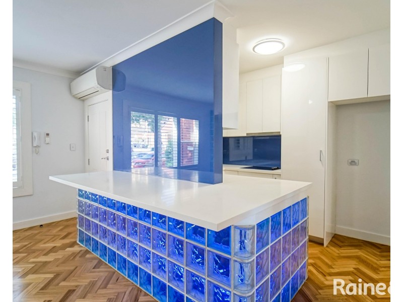 3/89 Queens Road, Hurstville NSW 2220