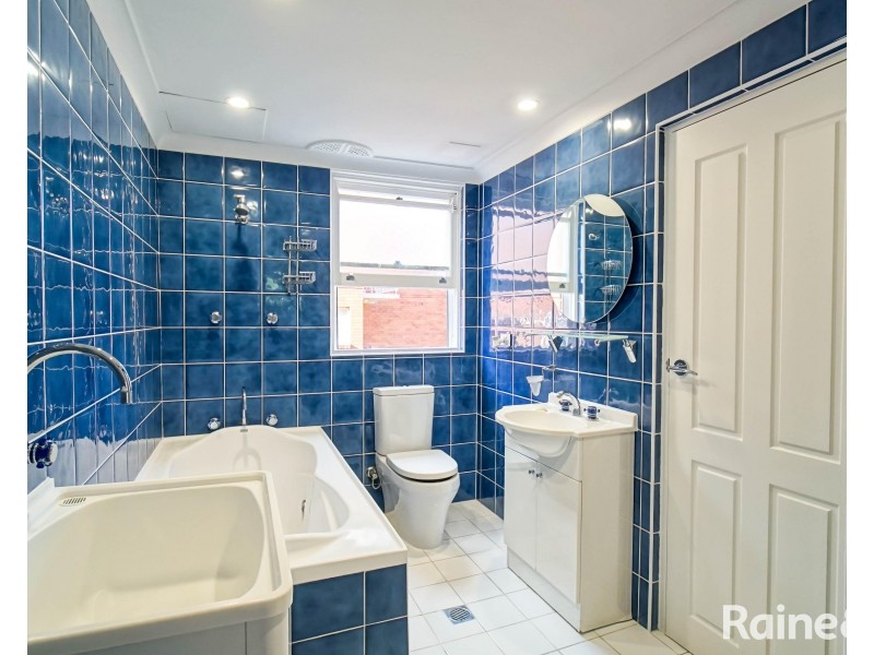 3/89 Queens Road, Hurstville NSW 2220