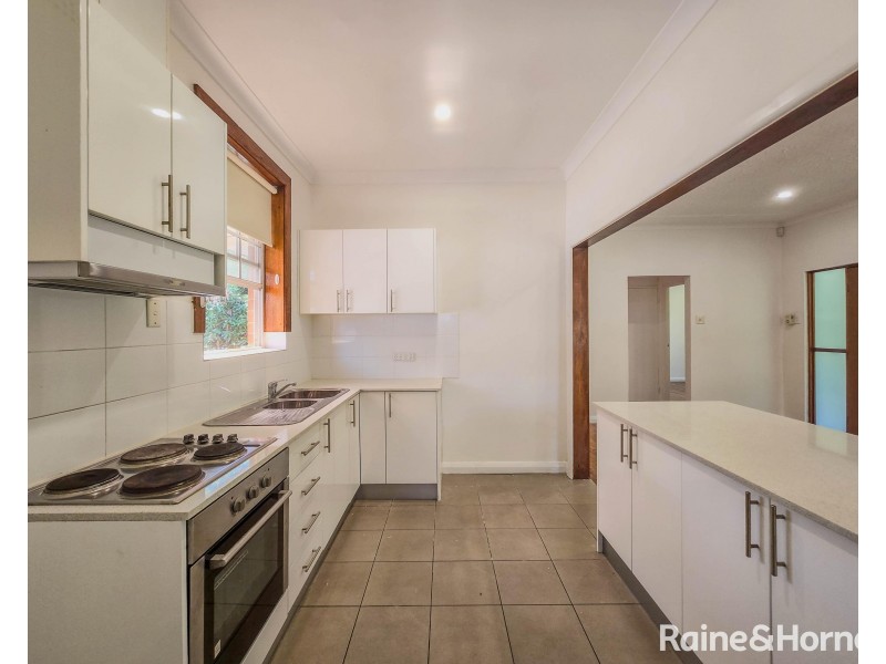 21 Thomas Street, Hurstville NSW 2220