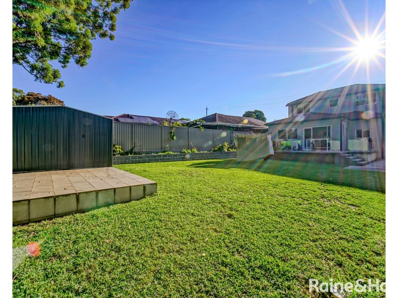35 Bristol Road, Hurstville NSW 2220