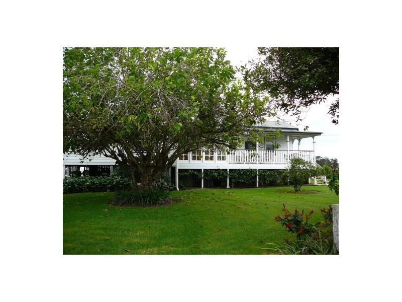 Summer Island NSW 2440