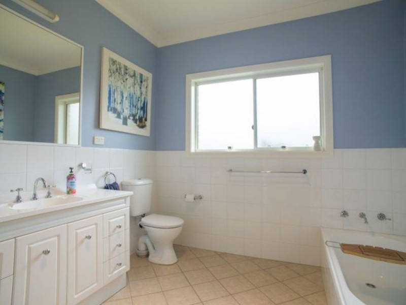 42 Channells Way, Euroka NSW 2440