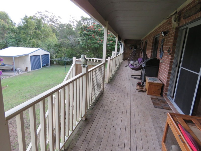 10 Spring Hill Place, Lake Cathie NSW 2445