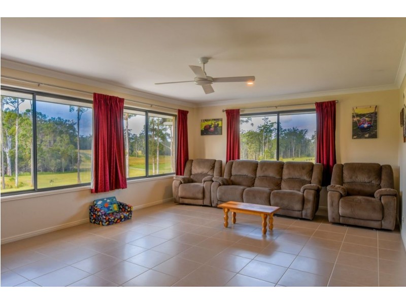 12b Amber Way, Kundabung NSW 2441