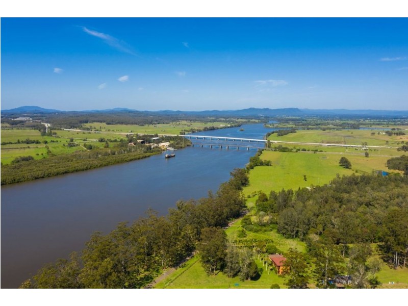 106 McMillan Drive Blackmans Point, Blackmans Point NSW 2444