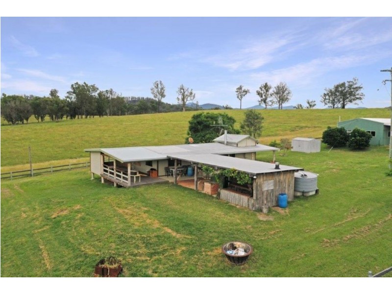 800 Toms Gully Road, Hickeys Creek NSW 2440