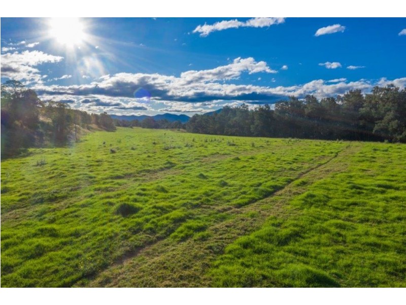 5114 Oxley Highway, Long Flat NSW 2446