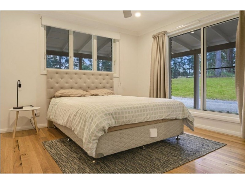 61 Apanie Rd, Lake Innes NSW 2446