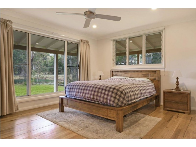 61 Apanie Rd, Lake Innes NSW 2446