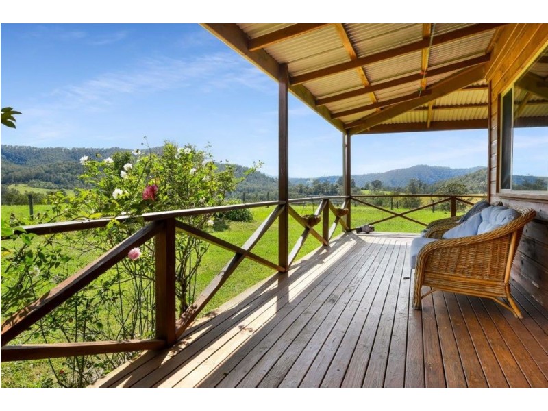 5816 Oxley Highway, Ellenborough NSW 2446