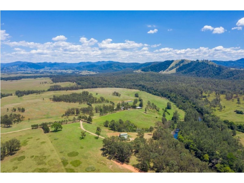 5980 Oxley Highway, Ellenborough NSW 2446