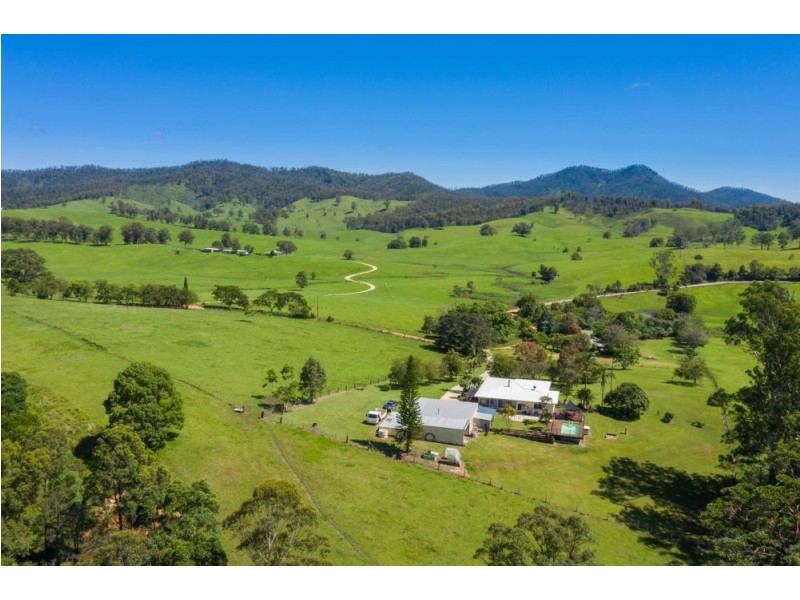 83 North Bank Road, Yarranbella NSW 2447