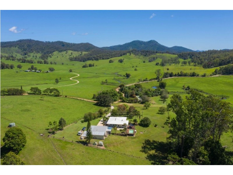83 North Bank Road, Yarranbella NSW 2447