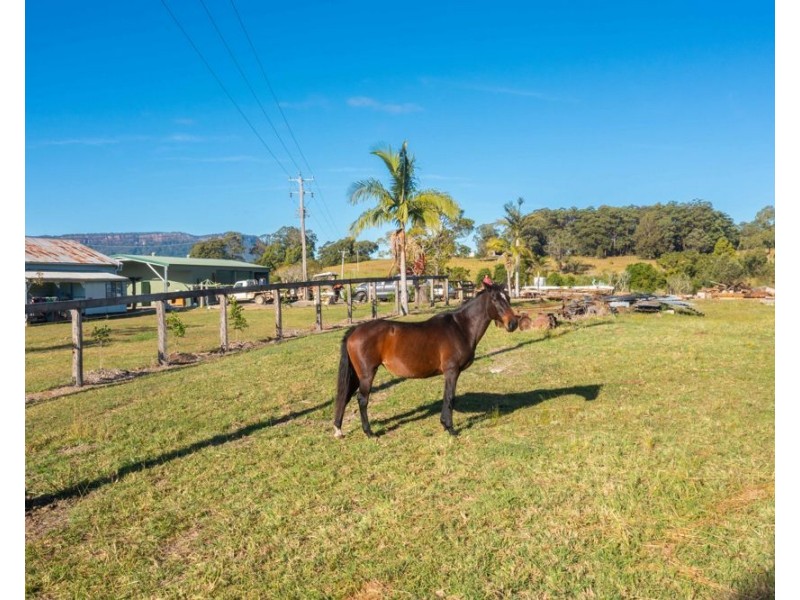 205 Pipeclay Road, Brombin NSW 2446