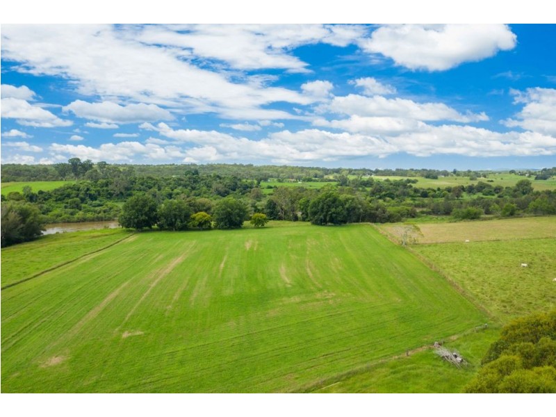 182 Nagles Falls, Sherwood NSW 2450