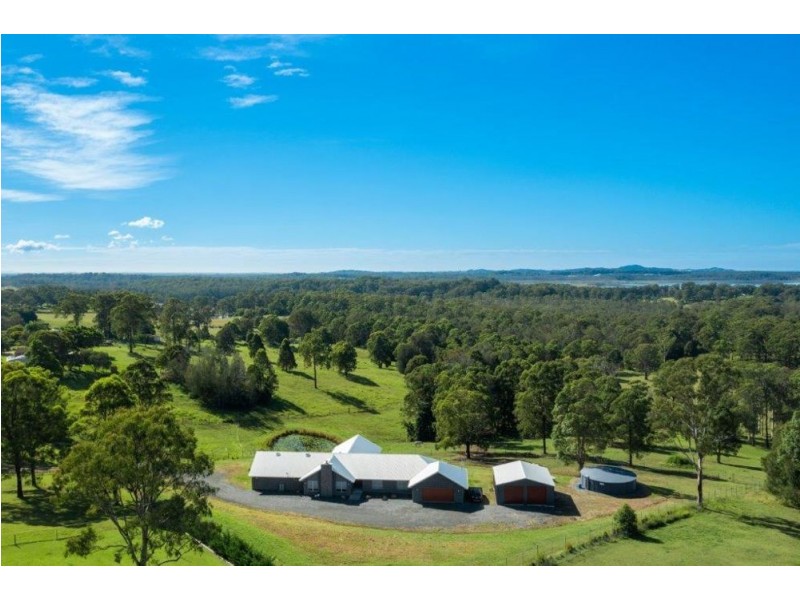 630 Lake Innes Drive, Lake Innes NSW 2446