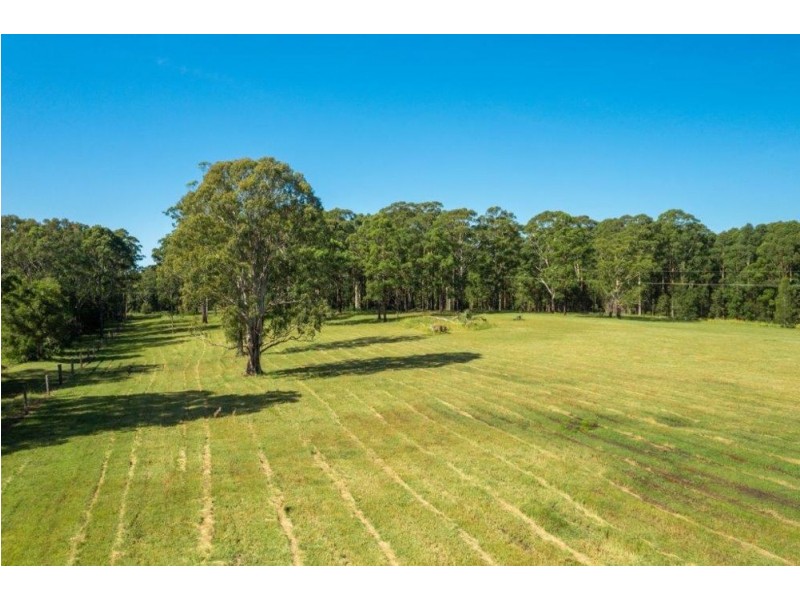 630 Lake Innes Drive, Lake Innes NSW 2446