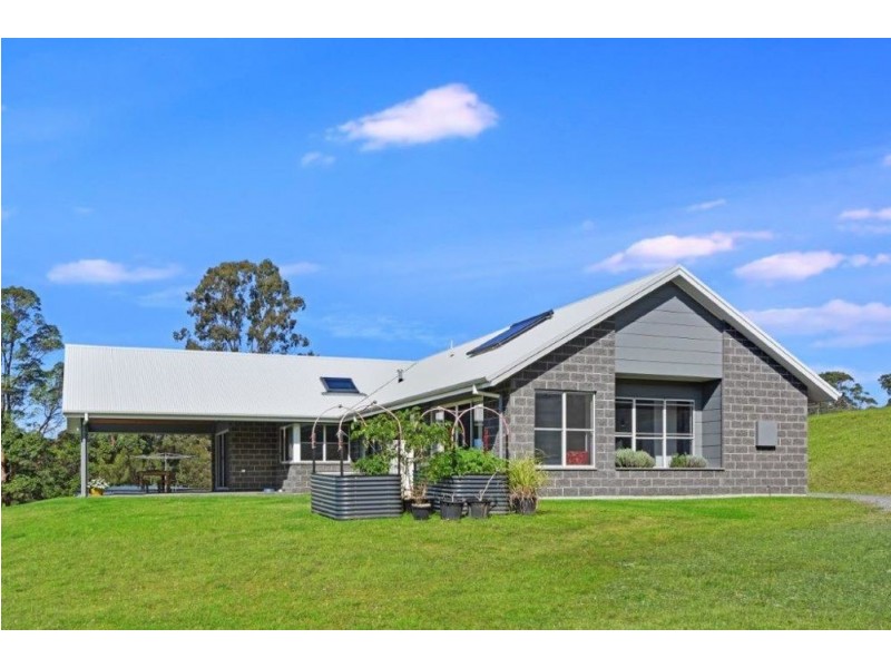 630 Lake Innes Drive, Lake Innes NSW 2446