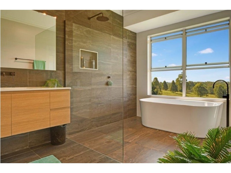 630 Lake Innes Drive, Lake Innes NSW 2446