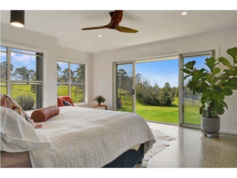 630 Lake Innes Drive, Lake Innes NSW 2446